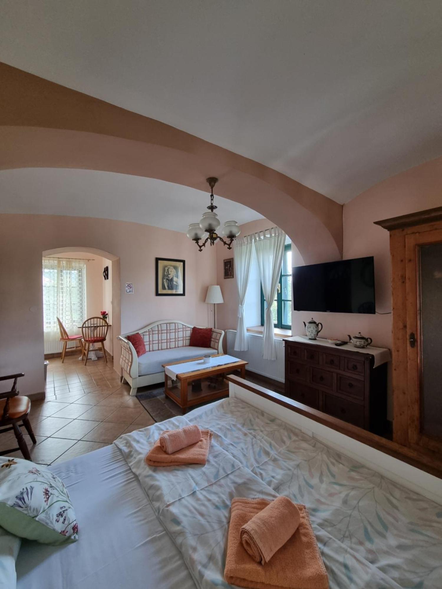 Taverna 1860 Rooms & Apartments Donja Zelina 部屋 写真